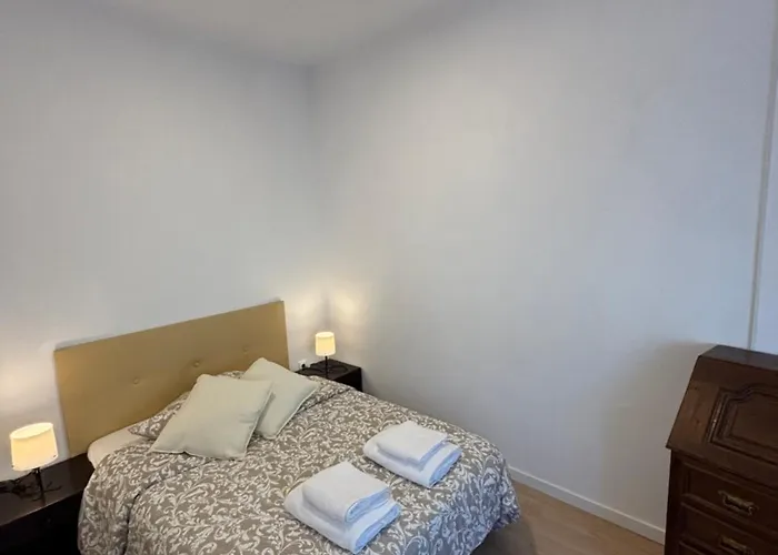 Casa Inteira Santos's House Авейру